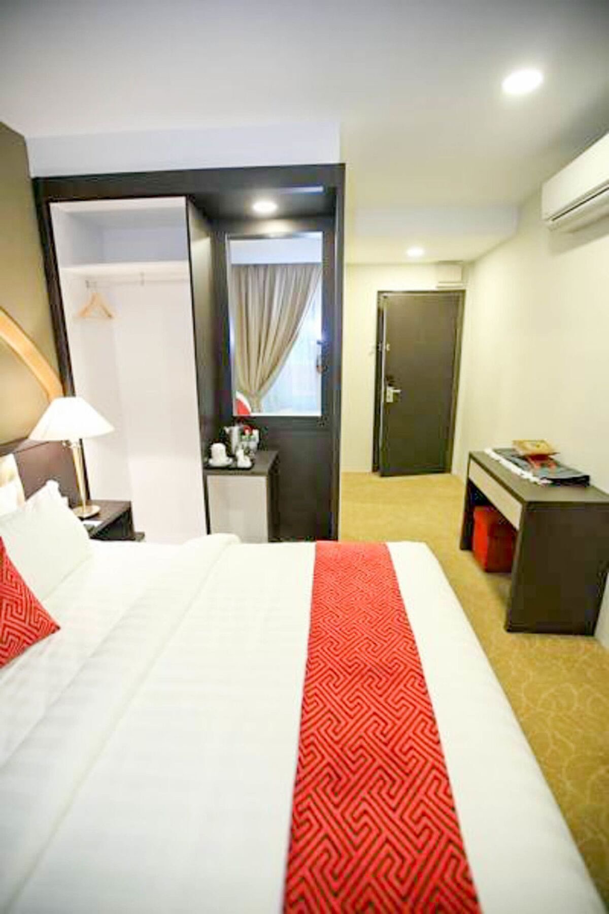 Al Khatiri Hotel Kubang Kerian Extérieur photo